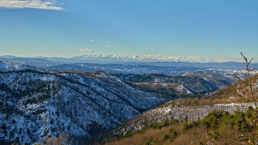 Photo "Alpi Marittime" by Terensky (Creative Commons Attribution 3.0) / Cropped from original
