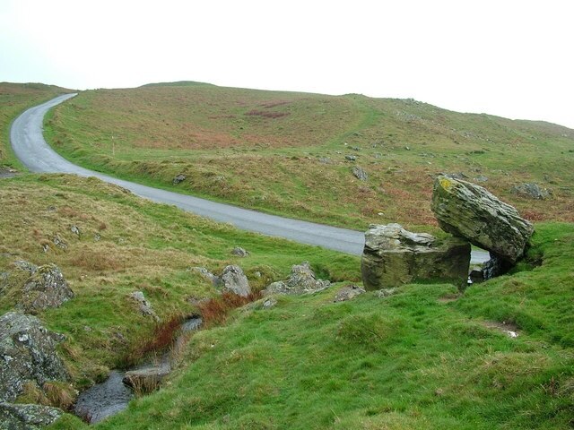 Kuva ”Kirkby Ireleth” käyttäjältä David Brown (CC BY-SA) / rajattu alkuperäisestä kuvasta