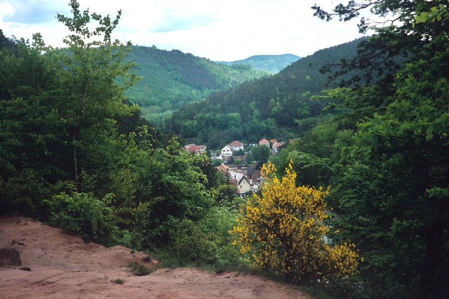 Hinterweidenthal, view from the devils table to the village