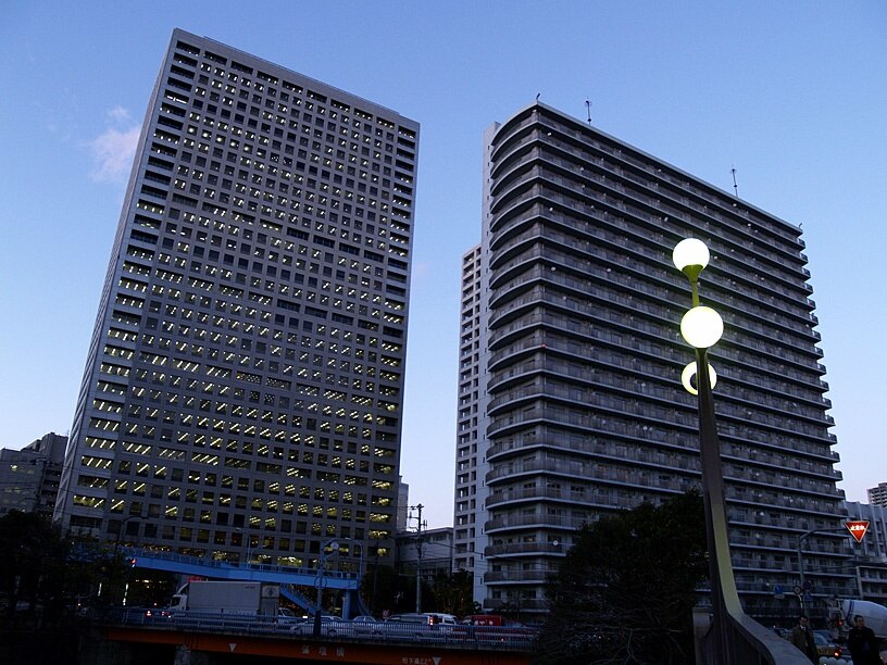 Billede "Shibaura" af tsushima (CC BY) / beskåret fra det originale billede