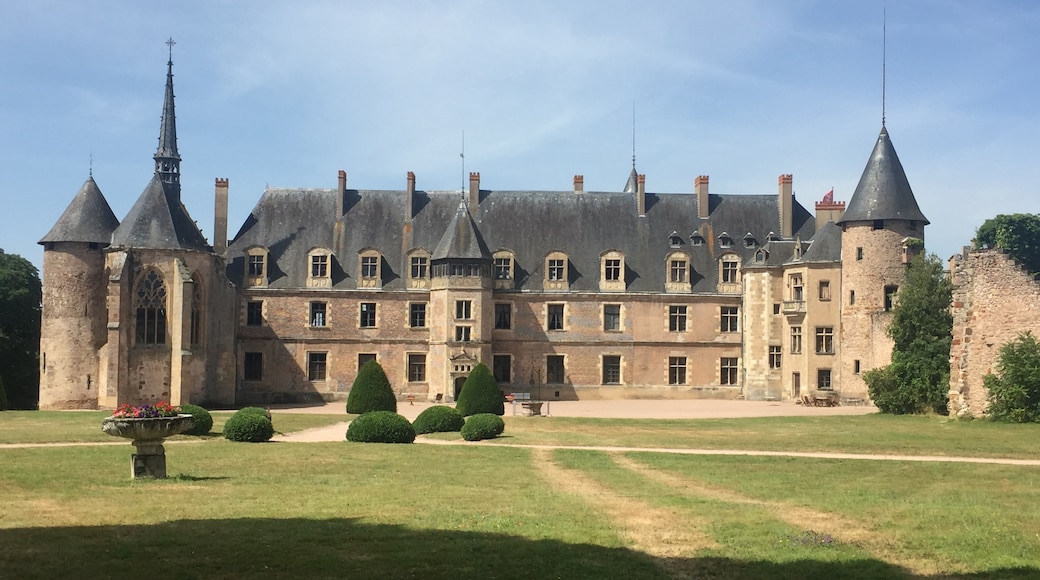 Foto „Chateau de La Palice“ von Sabrina bl (page does not exist) (CC BY-SA)/zugeschnittenes Original
