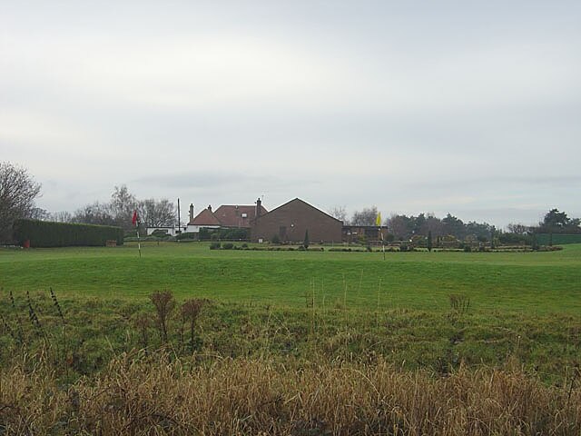 Photo "Gateforth" by Alan Murray-Rust (CC BY-SA) / Cropped from original