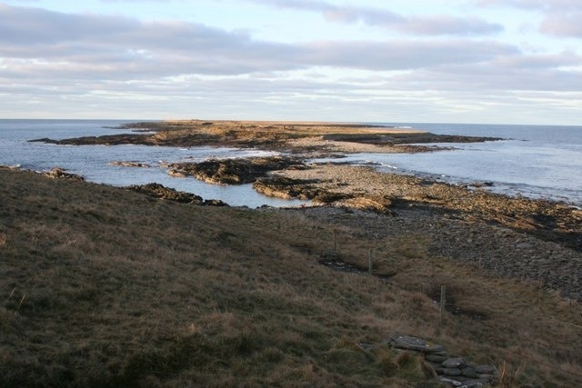 Holms of Ire, Sanday, Orkney. Uninhabited tidal islands linked to the island of Sanday at low tide.