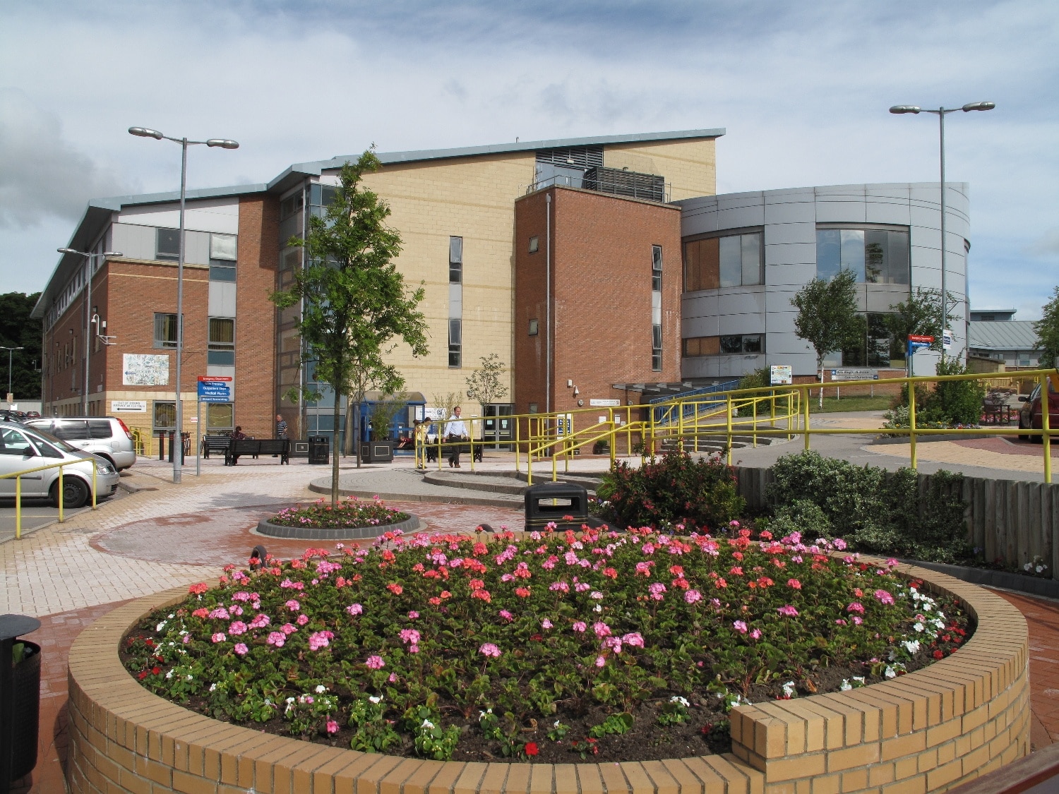 Photo "Framwellgate Moor" by Trevor Littlewood (CC BY-SA) / Cropped from original