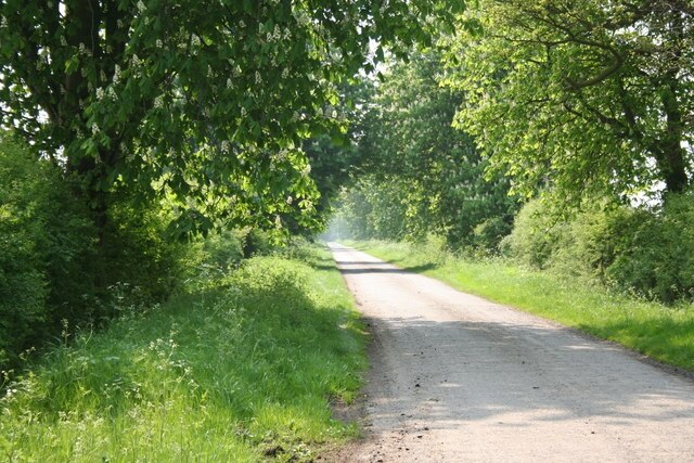 Foto “Welbourn” tomada por Richard Croft (CC BY-SA); recorte de la original