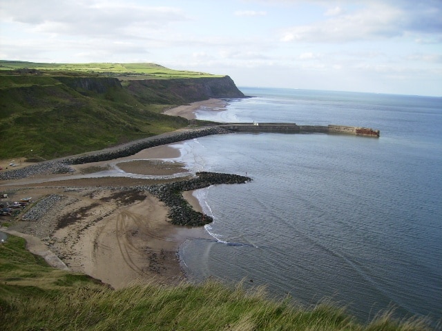 Cattersty Sands and the jetty near Skinningrove