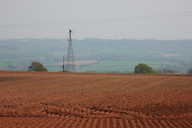 "Kyre"-foto av Philip Halling (CC BY-SA) / Urklipp från original