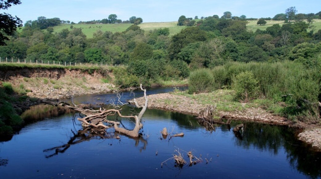 "Nether Denton"-foto av Peter McDermott (CC BY-SA) / Urklipp från original