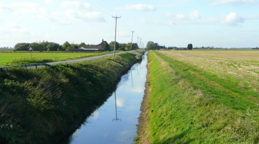 Photo "Halton Holegate" by Jonathan Billinger (CC BY-SA) / Cropped from original