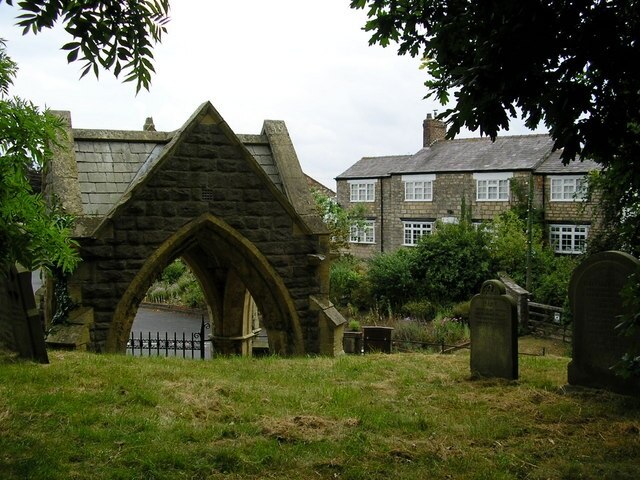 Foto “Hunsingore” tomada por Roger W Haworth (CC BY-SA); recorte de la original