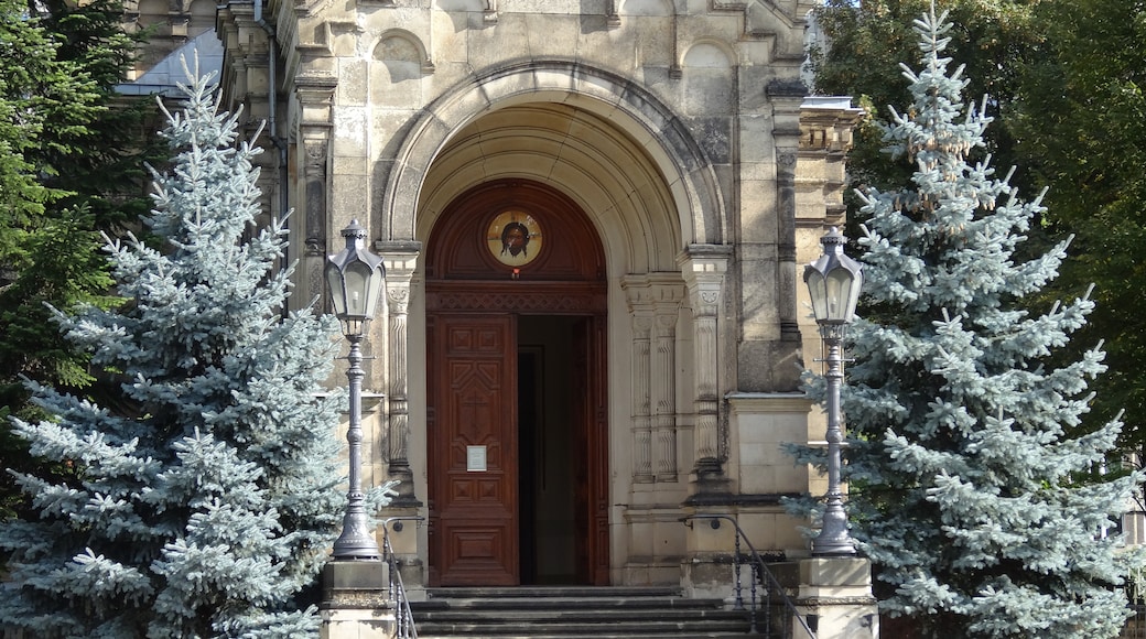 Kalispera Dell (CC BY) 的「俄羅斯東正教教堂」相片 / 裁剪自原有相片