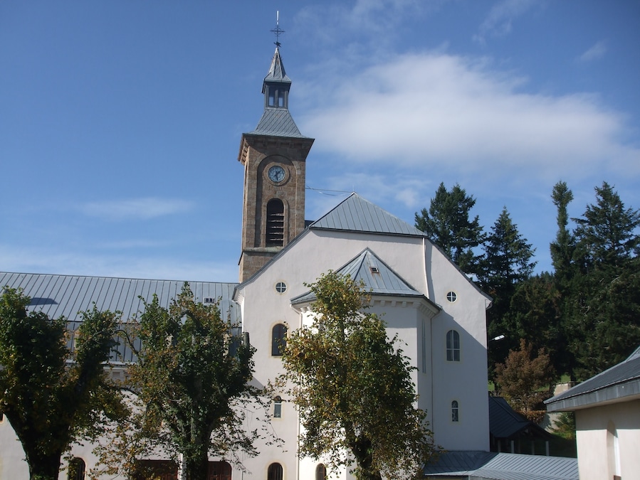 église abbatiale de Notre Dame des Neiges (Saint Laurent les Bains)