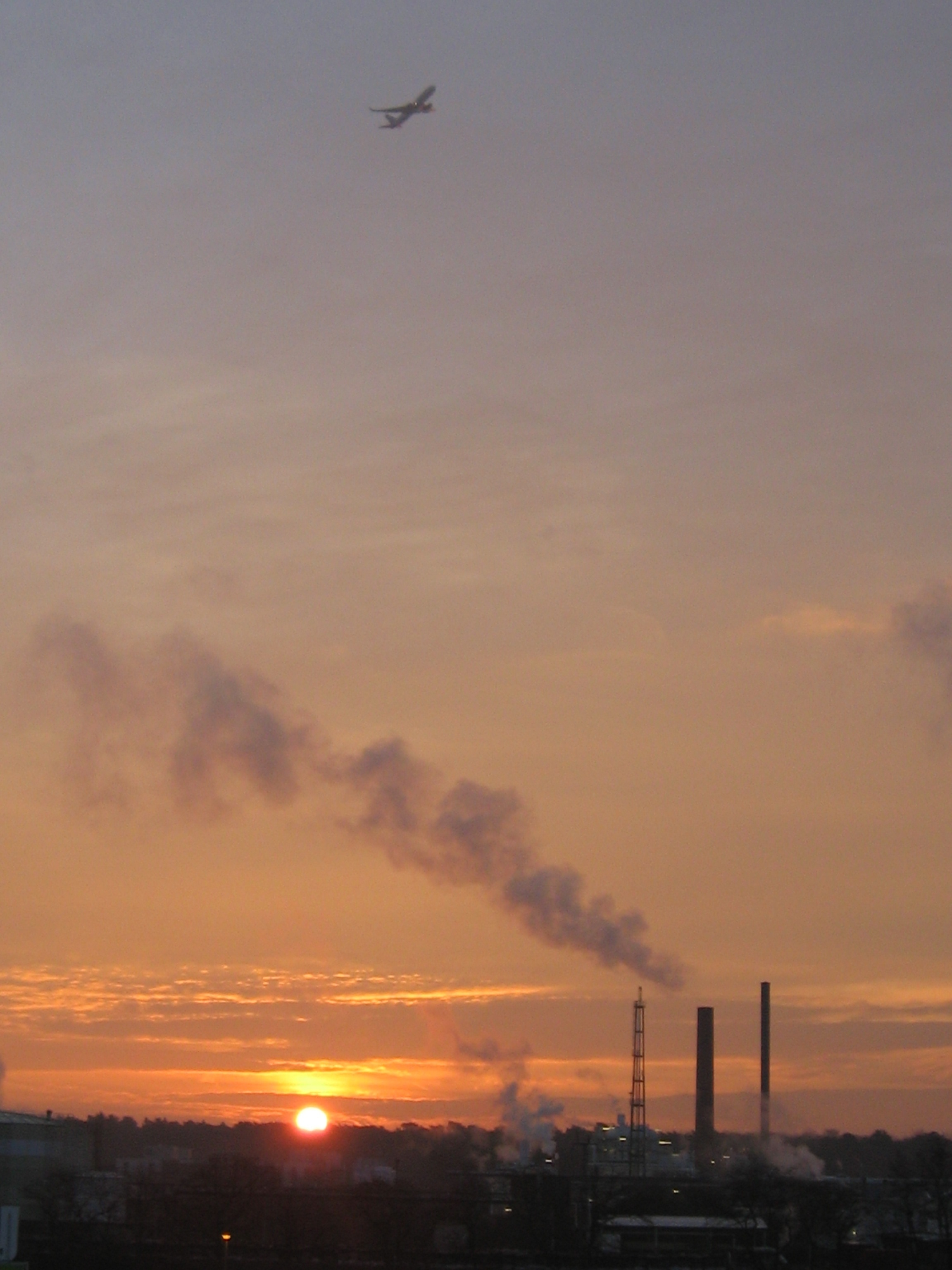 Kuva ”Kelsterbach” käyttäjältä James Michael DuPont (CC BY-SA) / rajattu alkuperäisestä kuvasta