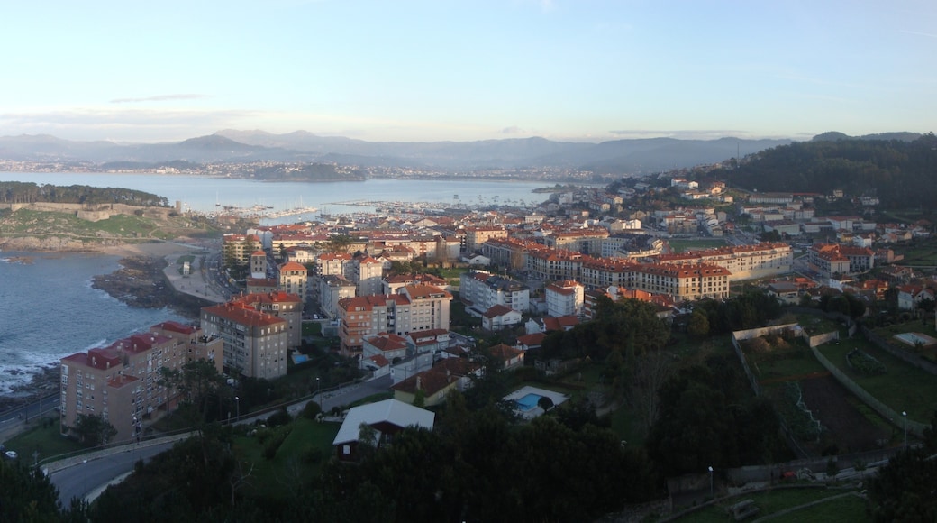 Photo "Baiona" by Anxo Soto (CC BY-SA) / Cropped from original