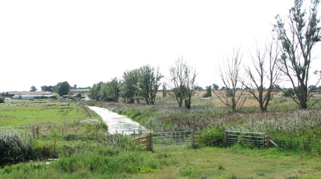 Foto „Langley mit Hardley“ von Evelyn Simak (CC BY-SA)/zugeschnittenes Original