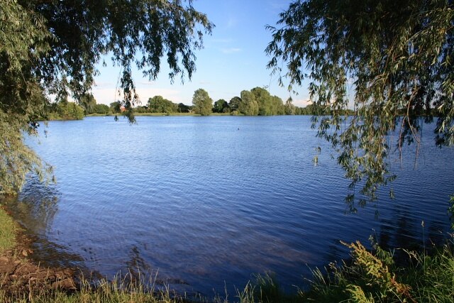 Photo "Ellerton-on-Swale" by Mick Garratt (CC BY-SA) / Cropped from original