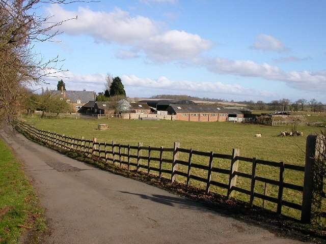 "Newnham"-foto av Ian Rob (CC BY-SA) / Urklipp från original