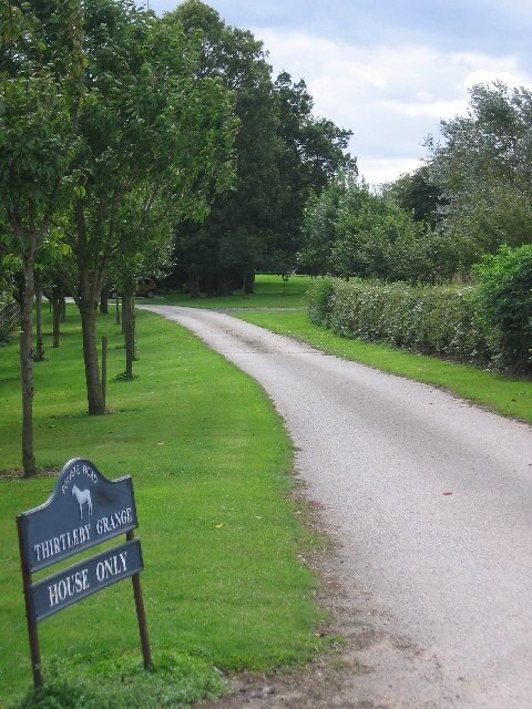 "Coniston"-foto av Stephen Horncastle (CC BY-SA) / Urklipp från original