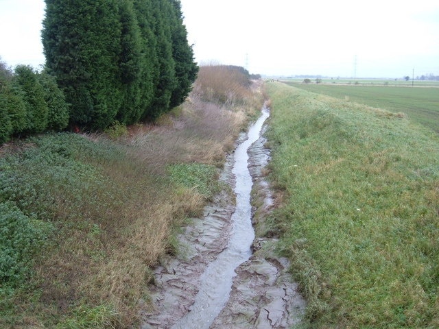 Blacktoft Warping Drain, west of Blacktoft, East Riding of Yorkshire, England.