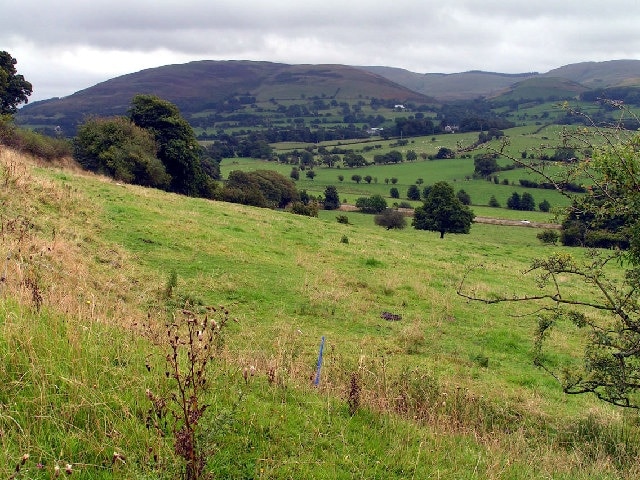 Looking across country to the A66, from the intersection of a Bridle path to Westray Farm and the old A66, west of Embleton.