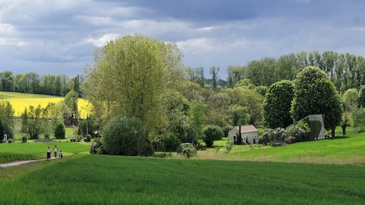 « La Queue-en-Brie», photo de besopha (CC BY-SA) / rognée de l’originale