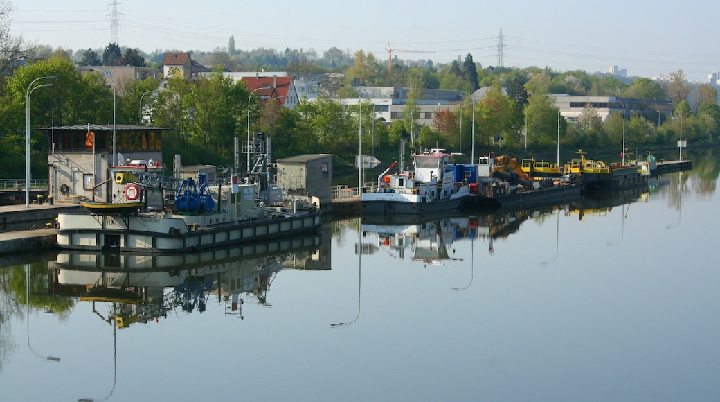 Foto „Remseck am Neckar“ von MSeses (CC BY-SA)/zugeschnittenes Original