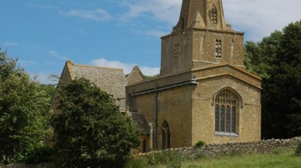 Billede "Saintbury" af Philip Halling (CC BY-SA) / beskåret fra det originale billede