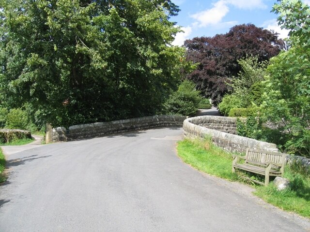 Foto “Hanlith” tomada por John S Turner (CC BY-SA); recorte de la original