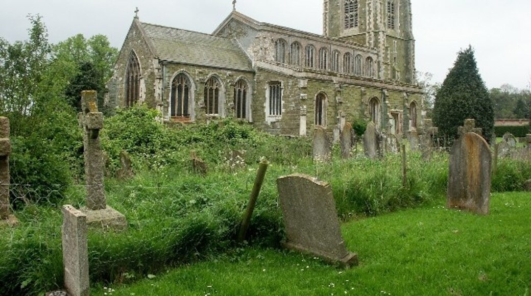 Photo "Halton Holegate" by Dave Hitchborne (CC BY-SA) / Cropped from original