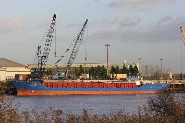 Photo "Hook" by George Robinson (CC BY-SA) / Cropped from original