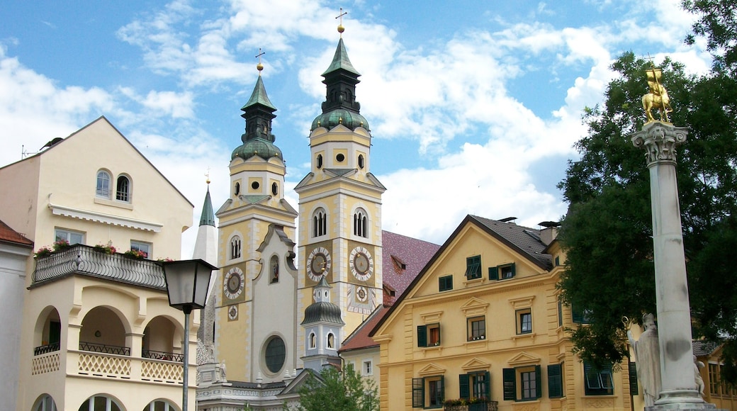 Foto ‘Kathedraal van Brixen’ van Luppus (CC BY-SA) / bijgesneden versie van origineel