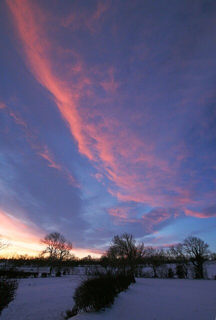 Foto "Boldron" de Andy Waddington (CC BY-SA) / Recortada do original