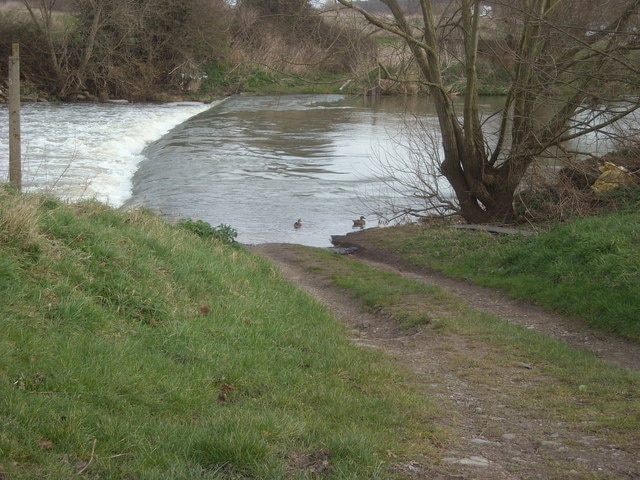 Photo "North and Middle Littleton" by Bill Johnson (CC BY-SA) / Cropped from original