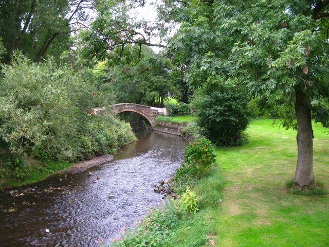 "Sowerby"-foto av David Rogers (CC BY-SA) / Urklipp från original