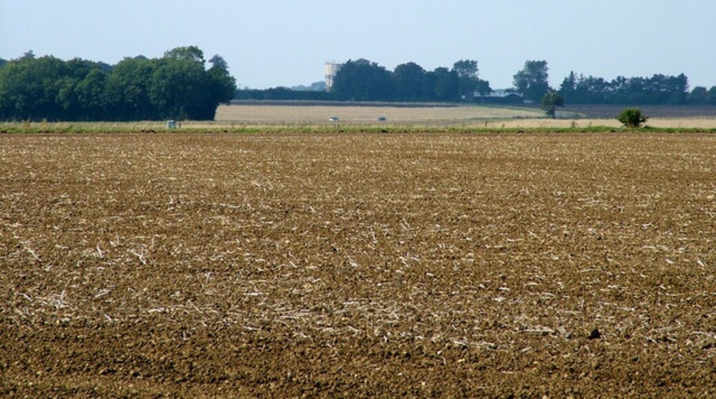 Foto "Knodishall" por John Goldsmith (CC BY-SA) / Recortada de la original