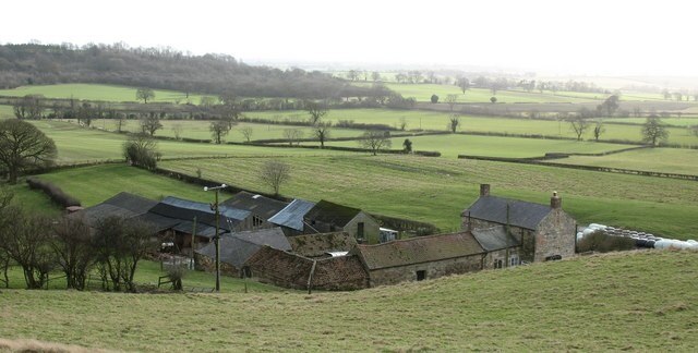 Photo "Kilburn" by Gordon Hatton (CC BY-SA) / Cropped from original