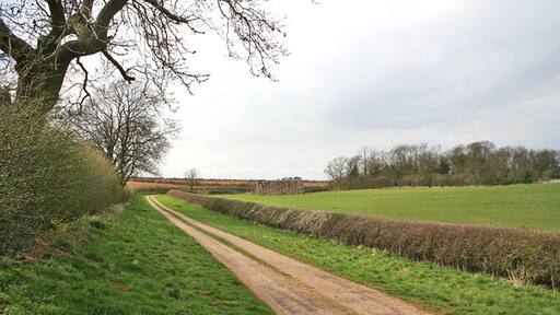 Photo "Ropsley and Humby" by Kate Jewell (CC BY-SA) / Cropped from original