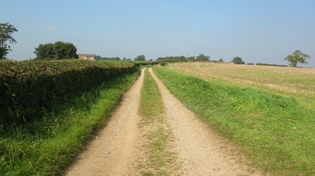 "Whitwell-on-the-Hill"-foto av DS Pugh (CC BY-SA) / Urklipp från original