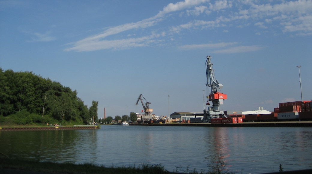 Foto "Nordhafen" di Kl Aas (CC BY) / Ritaglio dell’originale