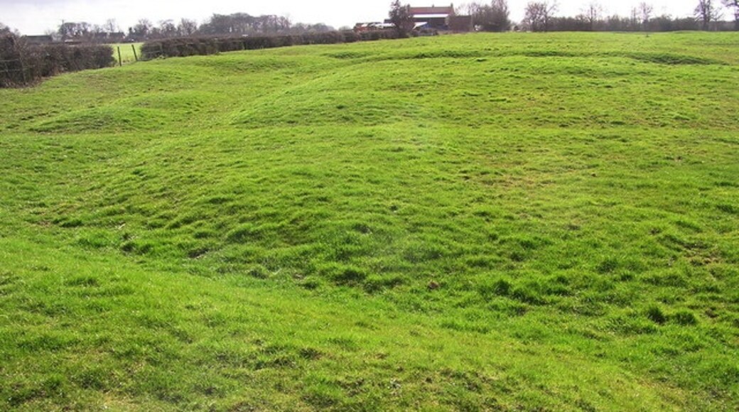 Foto "Middleton St George" de Hugh Mortimer (CC BY-SA) / Recortada do original