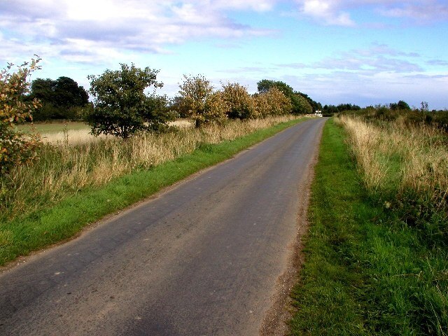 Photo "Elstronwick" by Andy Beecroft (CC BY-SA) / Cropped from original