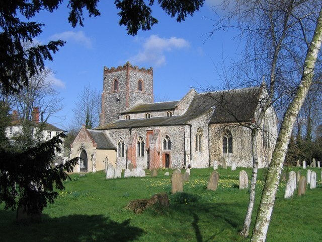 Photo "Yelverton" by Graham Hardy (CC BY-SA) / Cropped from original