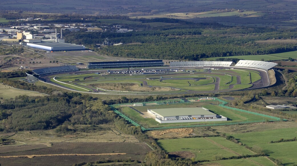 Foto “Deene” tomada por John Fielding (CC BY); recorte de la original