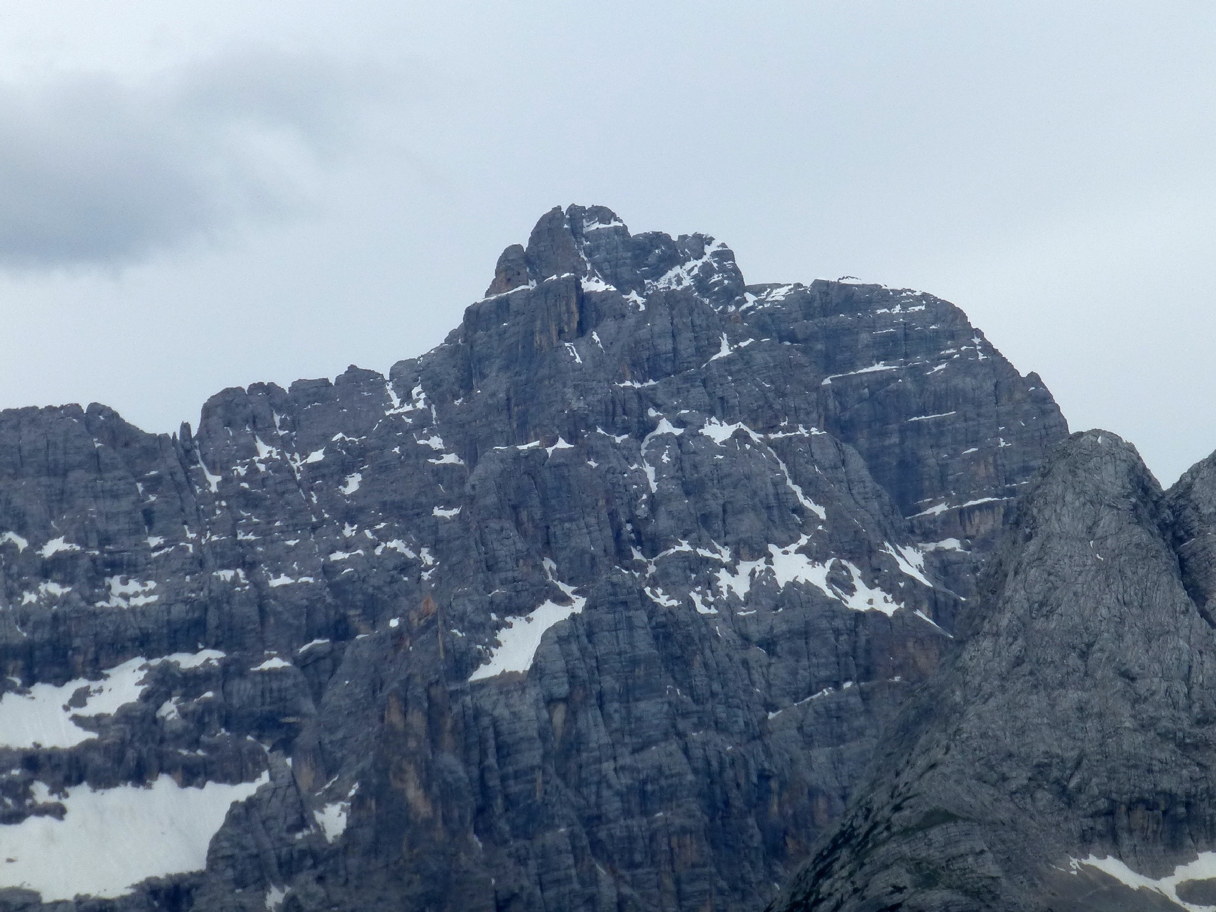 ミズリーナ湖 アウロンツォ ディ カドーレ旅行 エクスペディア