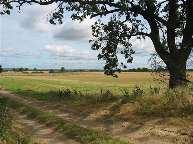 Foto “Kirby Hill” tomada por Johnny Durnan (CC BY-SA); recorte de la original