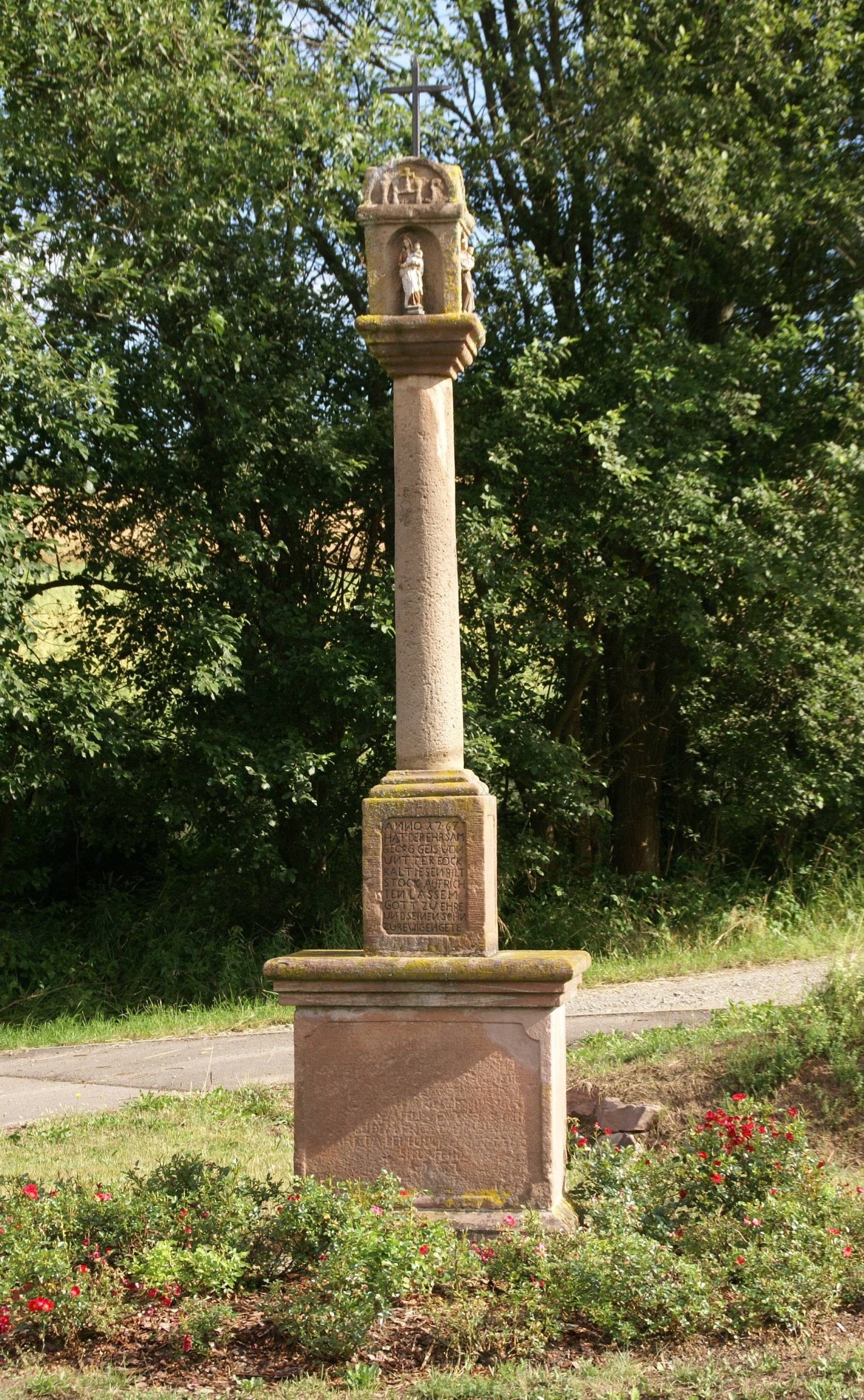 Photo "Feldkahl" by Prof. emeritus Hans Schneider (Geyersberg) (CC BY) / Cropped from original