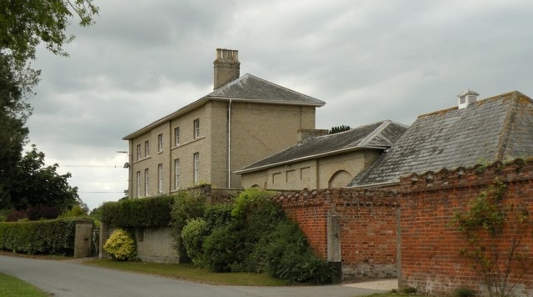 Kuva ”Somerton” käyttäjältä Robert Edwards (CC BY-SA) / rajattu alkuperäisestä kuvasta