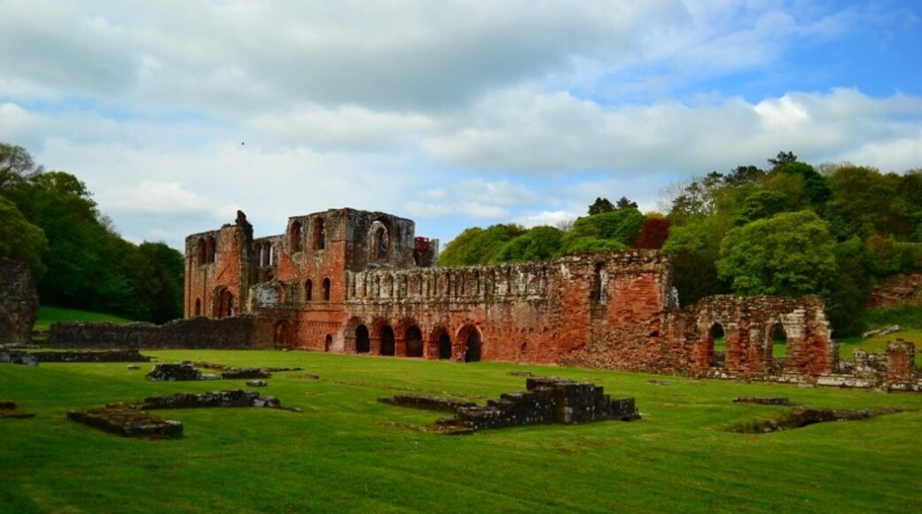 Photo "Furness Abbey" by Cadmus (page does not exist) (CC BY-SA) / Cropped from original