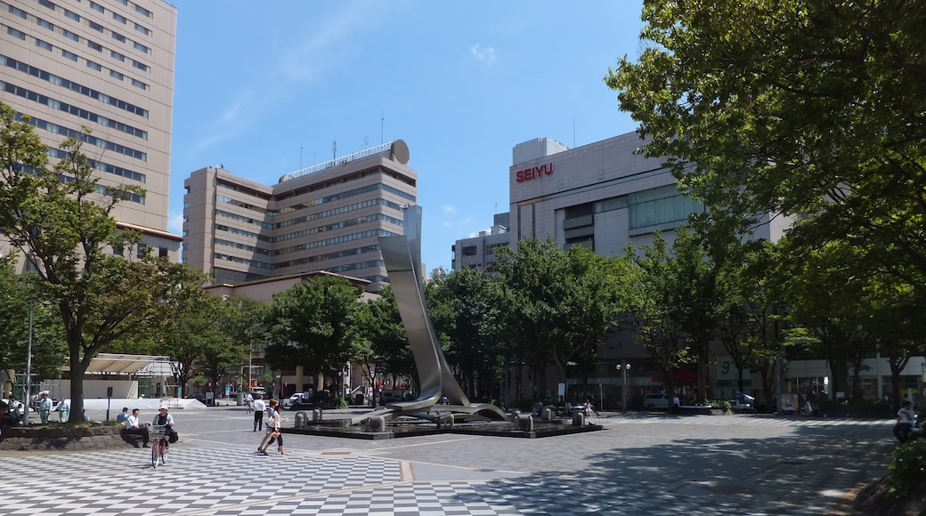 Photo "Chiba City Centre" by 掬茶 (CC BY-SA) / Cropped from original