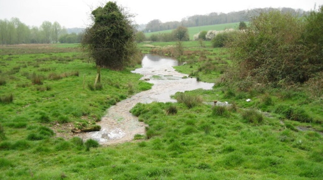 "Great Gaddesden"-foto av Nigel Cox (CC BY-SA) / Urklipp från original